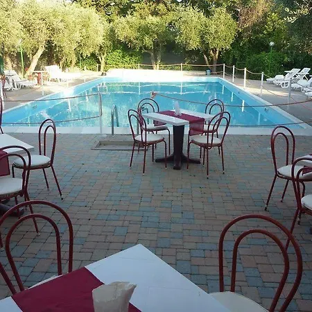 Villaggio Rta Borgoverde Hotel
