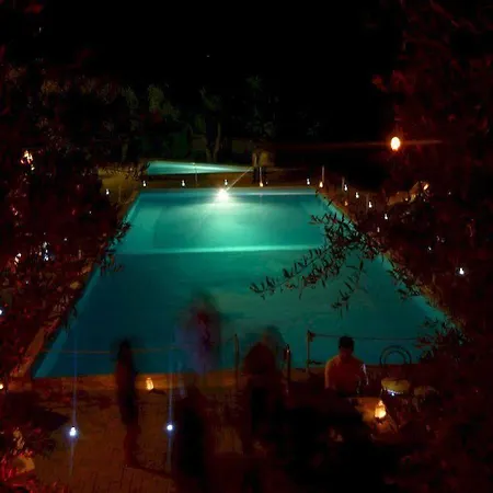 Hotel Villaggio Rta Borgoverde 3*