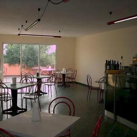 Ξενοδοχείο Villaggio Rta Borgoverde 3*